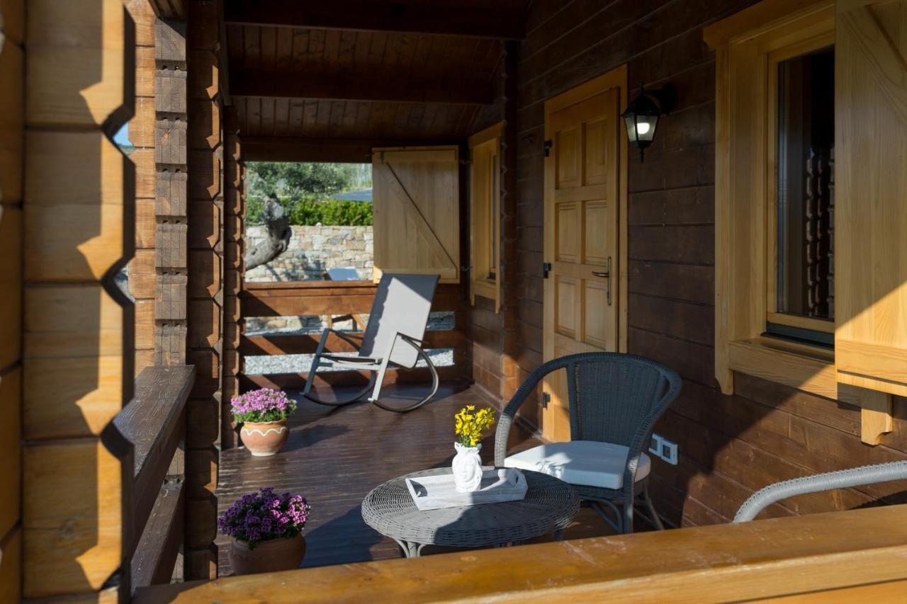 Chalet Tenuta Lacco Фурнари Екстериор снимка